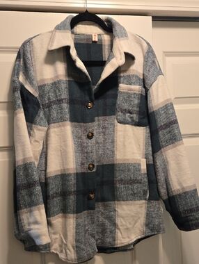 Plaid Button-Up Shacket in Green, Navy  and Cream